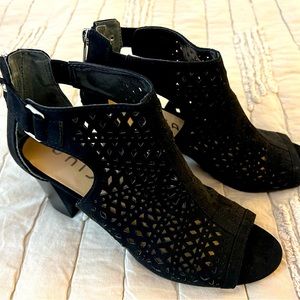 UNISA - Black Suede Cutout Block Heal - Size 8.5M